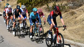 Miguel Ángel López durante la segunda etapa del Tour de Los Alpes.