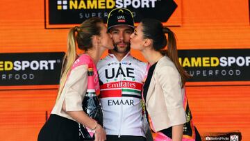 Fernando Gaviria, ganador de la tercera etapa del Giro de Italia por descalificación de Elia Viviani.