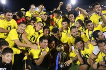 Guaraní - El equipo aurinegro acabó con seis años de frustraciones y se quedó con el título del Clausura 2016 tras superar a Olimpia por un punto.