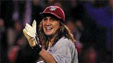 <B>ÍDOLO.</B> El Mono Burgos es una de las estrellas para los aficionados.