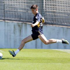 Video: Arda Güler’s awesome skill to beat Bellingham in Real Madrid training