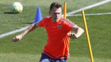 Denis Cheryshev volverá hoy a entrenarse con el grupo.