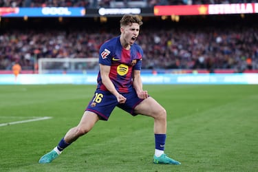 Su zapatazo, estilo Lamine, fue imparable para Ryan. Tener un jugador como él que sale así de enchufado desde el banquillo es una garantía para cualquier entrenador.