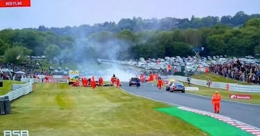 Fallecen dos pilotos en un accidente m¨²ltiple del British Supersport