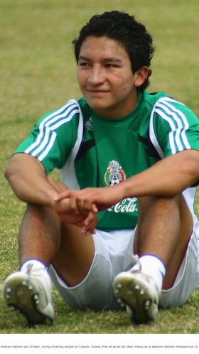 SOCCER/FUTBOL
ENTRENAMIENTO SUB 20 CULIACAN
MEXSPORT DIGITAL IMAGE
14 February 2007: Action photo of Cesar Villauz of the mexican national sub 20 team, during a training session at Culiacan, Sinaloa./Foto de accion de Cesar Villaluz de la seleccion nacional mexicana sub 20, durante una sesion de entrenamiento en Culiacan, Sinaloa. MEXSPORT/SPECIAL