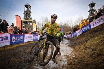 Van Aert, durante la Copa del Mundo en Maasmechelen.