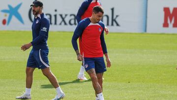 MADRID, 15/09/2023.- El defensa uruguayo el Atlético de Madrid José Giménez durante el entrenamiento que el equipo ha llevado a cabo este viernes n la Ciudad Deportiva Wanda en Majadahonda, para preparar el partido de Liga que mañana disutarán ante el Valencia en el estadio Mestalla. EFE/Rodrigo Jiménez
