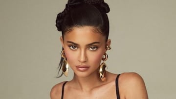 kylie jenner travis scott nombre hijo wolf webster redes sociales celebrities