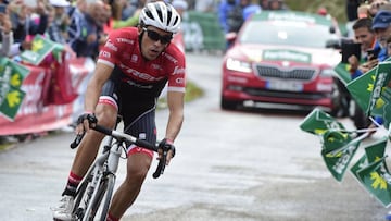 Alberto Contador cruz&oacute; la meta de los Machucos en la segunda posici&oacute;n.