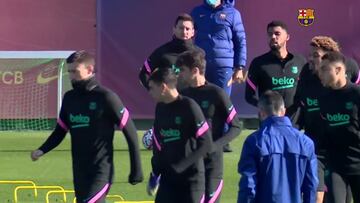 Messi y De Jong entrenan a pesar de no estar convocados