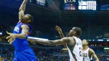 Middleton rompe la racha de cinco derrotas de los Bucks