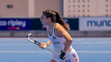 Es chilena, tiene 20 años y representa a Alemania en el Mundial de Hockey de Santiago: “Es muy lindo jugar aquí...”