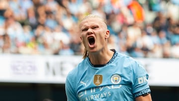 Manchester (United Kingdom), 14/09/2024.- Erling Haaland of Manchester City reacts during the English Premier League match between Manchester City and Brentford in Manchester, Britain, 14 September 2024. (Reino Unido) EFE/EPA/PETER POWELL EDITORIAL USE ONLY. No use with unauthorized audio, video, data, fixture lists, club/league logos, 'live' services or NFTs. Online in-match use limited to 120 images, no video emulation. No use in betting, games or single club/league/player publications.