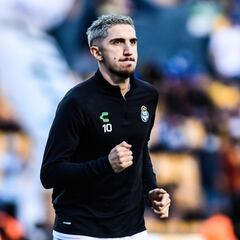 Diego Valdés ya está en CDMX para firmar con América