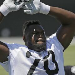 Kelechi Osemele deja a los Raiders y firma con los Jets