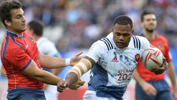 La renovada España ilusiona en su debut en París