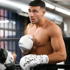 Tommy Fury pulls out of Jake Paul fight