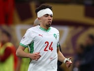 Soccer Football - CAF Africa Cup of Nations - Morocco 2025 - Final - Senegal v Morocco - Prince Moulay Abdellah Stadium, Rabat, Morocco - January 18, 2026 Morocco's Neil El Aynaoui wears a bandage on his head after receiving medical attention REUTERS/Siphiwe Sibeko