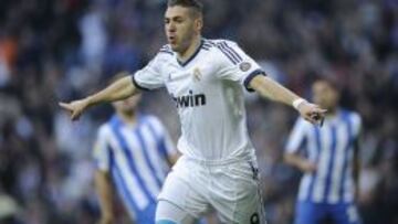 Benzema celebra un gol en el último Real Madrid-Real Sociedad.