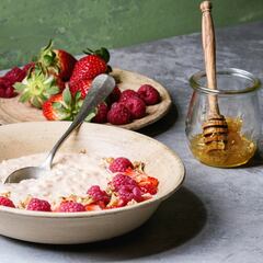 Consume estos alimentos diariamente, mejora tu calidad de sueño y logra un profundo descanso