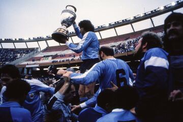 Durante esta final entre Uruguay y Chile, fue un partido duro, con Chile jugando muy sucio y cometiendo una gran cantidad de faltas desde el saque inicial. Pablo Bengoechea de Uruguay anotó el gol de la victoria en un segundo balón después de un tiro de esquina, que llevó a Uruguay a defender su título, ganando un récord de 13 Copa América.