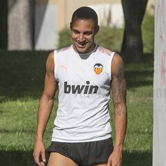 Valencia: Rodrigo y Kang-in Lee vuelven con su futuro por decidir