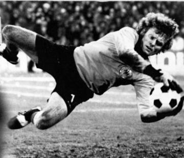 10 of the best goalkeepers in history