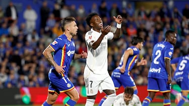 Vinicius oficia de agente nervioso