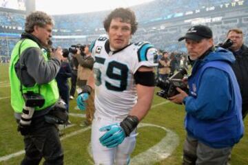 El alma de la defensa de los Panthers lleva el número 59 y se llama Luke Kuechly. El LB de Carolina dio una clase magistral de dominio de las zonas de influencia. Logró una intercepción, retornada para TD por él mismo. Además fue capaz de llegar a coberturas propias de CB, lo que nos dice que está al 100%. 