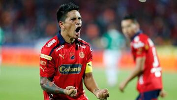 El delantero argentino Germ&aacute;n Ezequiel Cano celebrando un gol en el triunfo del Medell&iacute;n sobre Deportivo Cali en 2014