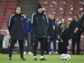 Último entrenamiento del Barcelona antes del partido de Champions League de octavos de final frente al Arsenal Campeones. EFE/Andy Rain