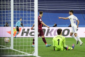 Asensio celebra el tanto que cerró la goleada.