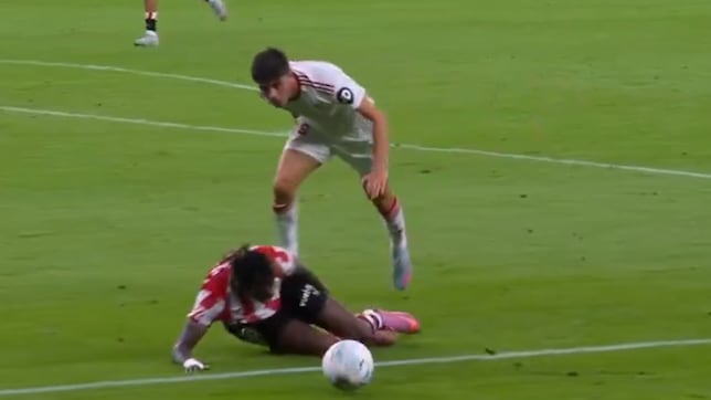 Las polémicas de la jornada 1 en LaLiga: todos los penaltis, expulsiones y jugadas controvertidas