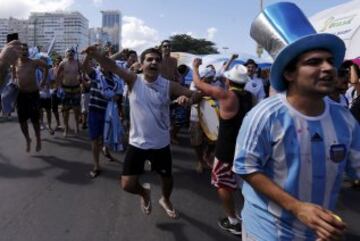 Desde Berlín hasta Buenos Aires pasando por Río de Janeiro, la final del Mundial congrega a miles de aficionados deseosos de disfrutar de la victoria.