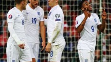 Barkley lidera a Inglaterra en su victoria ante Estonia