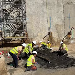 Los arqueólogos se topan con un barco de hace 500 años en pleno Barcelona: estaba a cinco metros bajo el nivel del mar