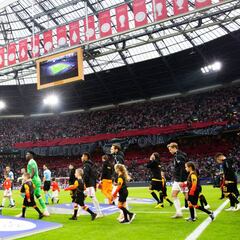 El Ajax llena su estadio y un pabellón para ver al Madrid