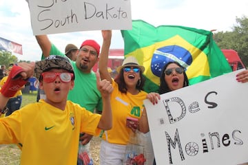 Aficionados en la Fan Zone.