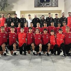 Arda Güler visitó al equipo de sub-14 de Turquía