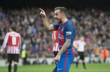 Paco Alcácer celebra el 1-0.