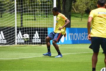 La Selección Colombia trabaja en la Sede de la Federación Colombiana de Fútbol en Bogotá con el grupo casi completo. Fabra, Borja, Mateus, Lerma y compañía se alistan para el partido de despedida, el viaje a Italia y el Mundial.