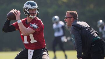 Los Eagles pierden a su entrenador de quarterbacks