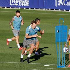 Simeone prueba con Gallagher y Sorloth; sesión sin Julián y Reinildo