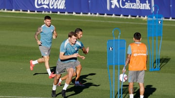 Sorloth, durante el entrenamiento de hoy del Atlético.