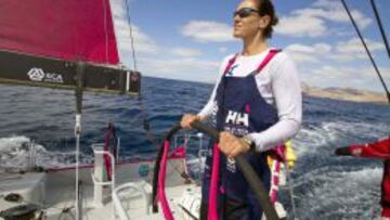 La doble medallista olímpica española Natalia Vía Dufresne durante el entrenamiento que ha llevado en Puerto Calero (Lanzarote).