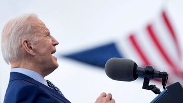 Latest information and updates on the $1,400 third stimulus check in President Biden's coronavirus relief package, and news on a possible fourth check. Sunday 2 May 2021.