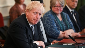 British Prime Minister Boris Johnson addresses his cabinet ahead of the weekly cabinet meeting in Downing Street in London, Britain July 5, 2022. Justin Tallis/Pool via REUTERS