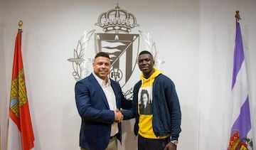 15/12/18 VALLADOLID  NUEVO FICHAJE STIVEN PLAZA CON RONALDO NAZARIO