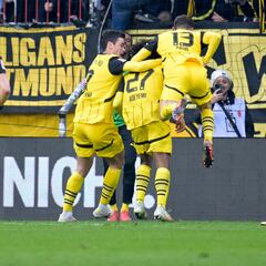 Adeyemi agita al Dortmund