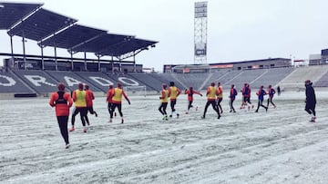 El entrenador del campe&oacute;n de la MLS, asegur&oacute; que debido a la nieve que azota al estado de Colorado, la cancha podr&iacute;a estar peligrosa.